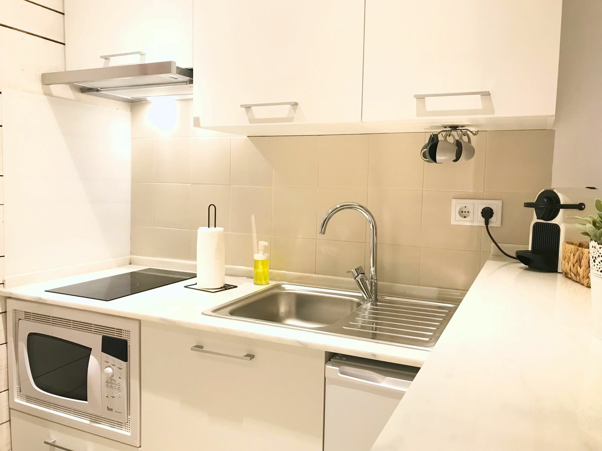 Apartment Santosweethome 2 *